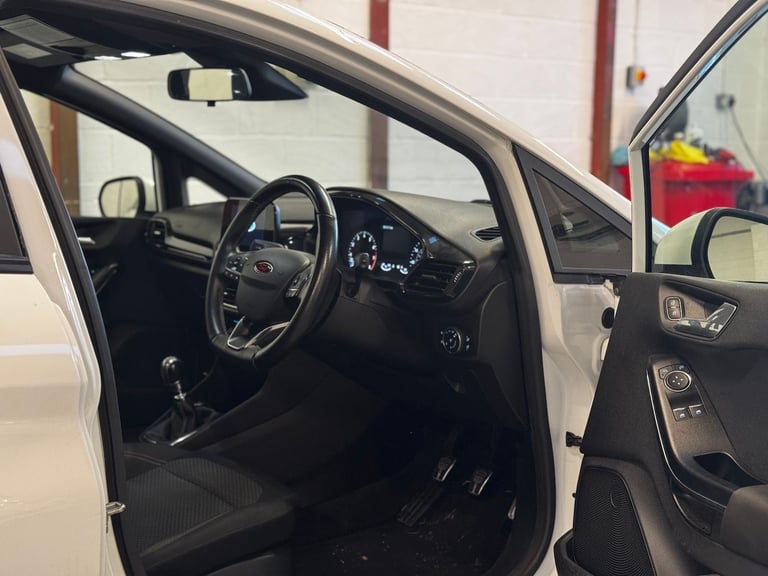2018 Ford Fiesta 1.0L ST-Line T Hatchback 5dr Petrol Manual Euro 6 (138 bhp) Hatchback Petrol Manual