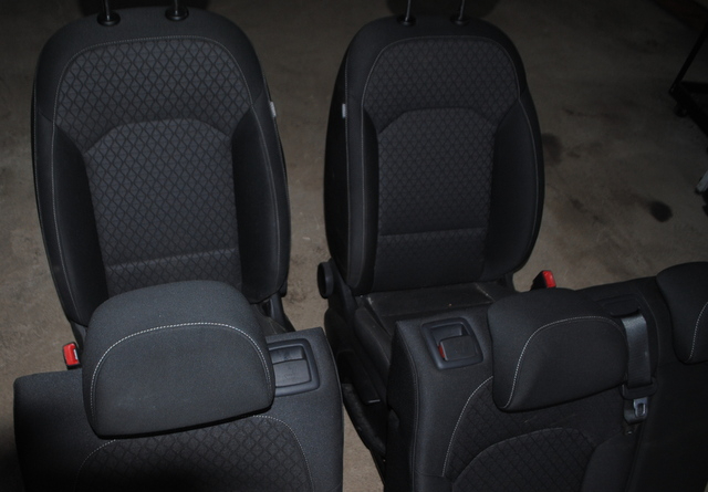 2018 KIA CEED MK3 GENUINE INTERIOR SEAT SET FRONT REAR 