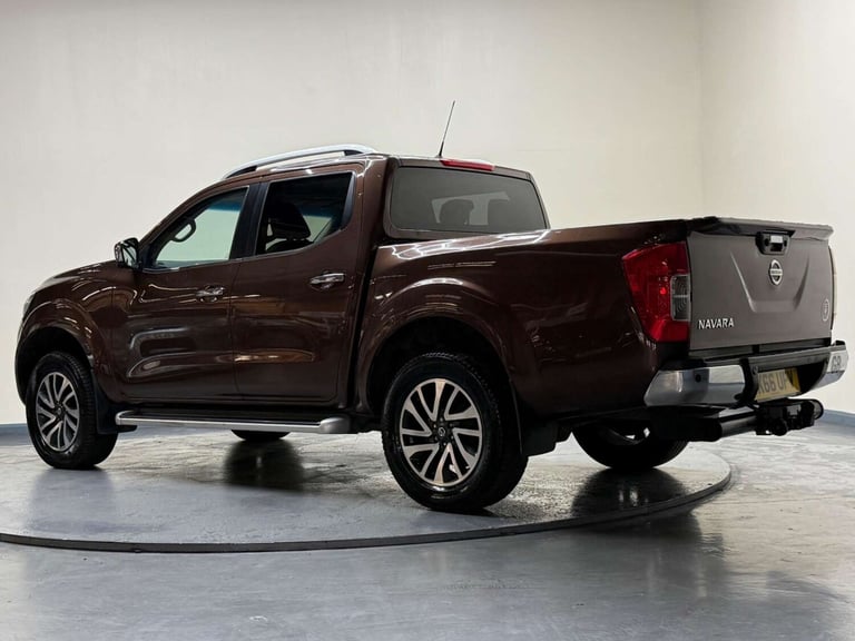 2016 Nissan Navara Double Cab Pick Up Tekna 2.3dCi 190 4WD Auto PICK UP DIESEL Automatic