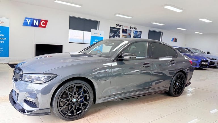 2021 BMW 3 Series 330e xDrive M Sport Pro Edition 4dr Step Auto SALOON PETROL/ELECTRIC Automatic