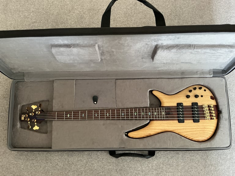 Ibanez SR1305  5 string bass guitar