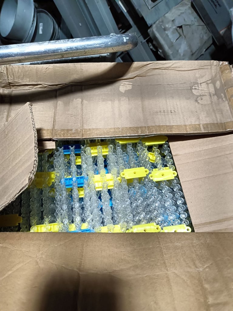 BARGAIN Job Lot Loom Band Kits BARGAIN