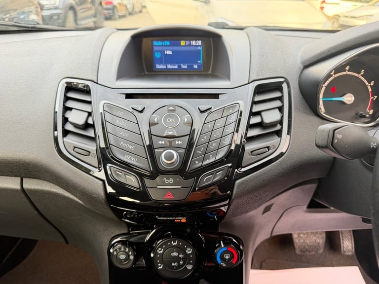 2016 Ford Fiesta 1.0 EcoBoost Zetec 5dr Powershift HATCHBACK PETROL Automatic