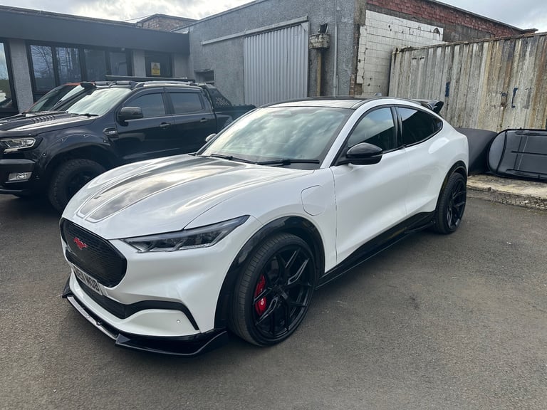 Ford, MUSTANG MACH-E Poss swap / px