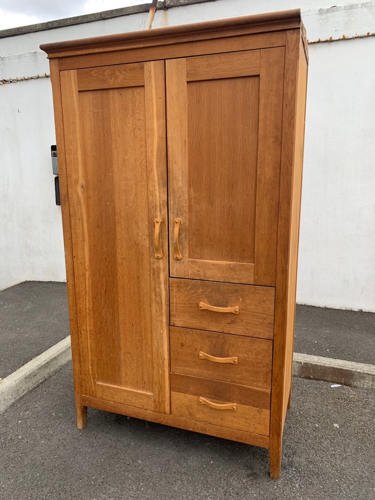Marks & Spencer Oak Freestanding large Larder Pantry cupboard with drawers