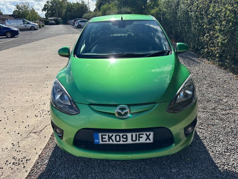 2009 Mazda Mazda2 1.5 Sport 5dr HATCHBACK Petrol Manual - Image 2