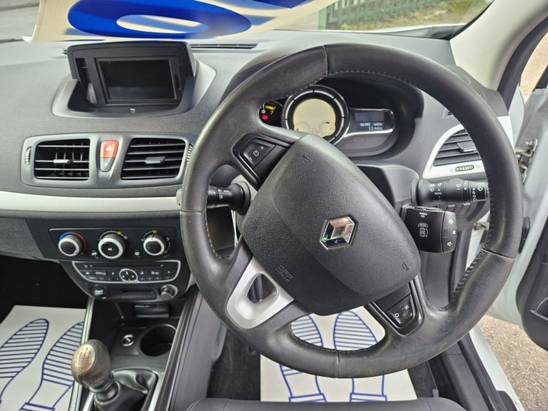 2011 Renault Megane 1.6 16V 110 Dynamique TomTom 3dr COUPE Petrol Manual