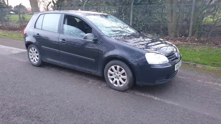 image for VOLKSWAGEN VW GOLF 1.6 FSI PETROL 5 DOOR MANUAL *** HAS REAR END DAMAGE ****