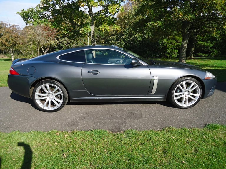 Jaguar XKR