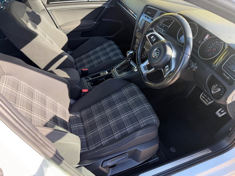 2016 Volkswagen Golf 2.0 TDI BlueMotion Tech GTD (Nav) DSG Euro 6 (s/s) 5dr ESTATE Diesel Automatic