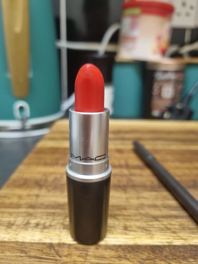 image for MAC AND BENEFIT 