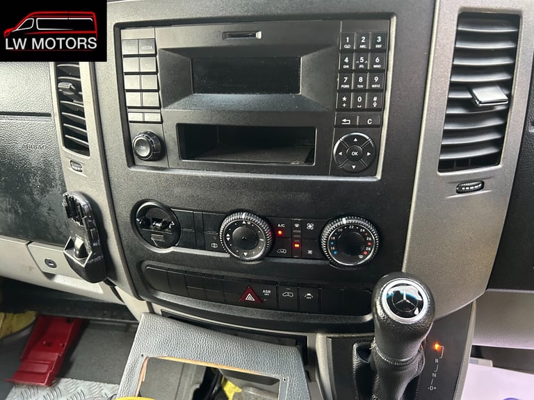 MERCEDES BENZ SPRINTER 519 CDI DIRECT EX AMBULANCE SERIVICS 2017 17 REG EURO 6