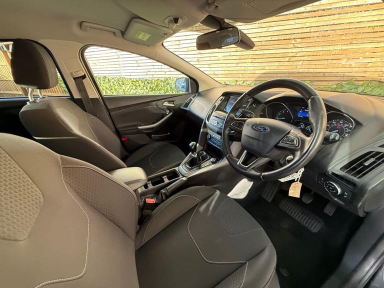 2016 Ford Focus 1.0T EcoBoost Zetec Hatchback 5dr Petrol Manual Euro 6 (s/s) (125 ps) 12 MO HATCH...