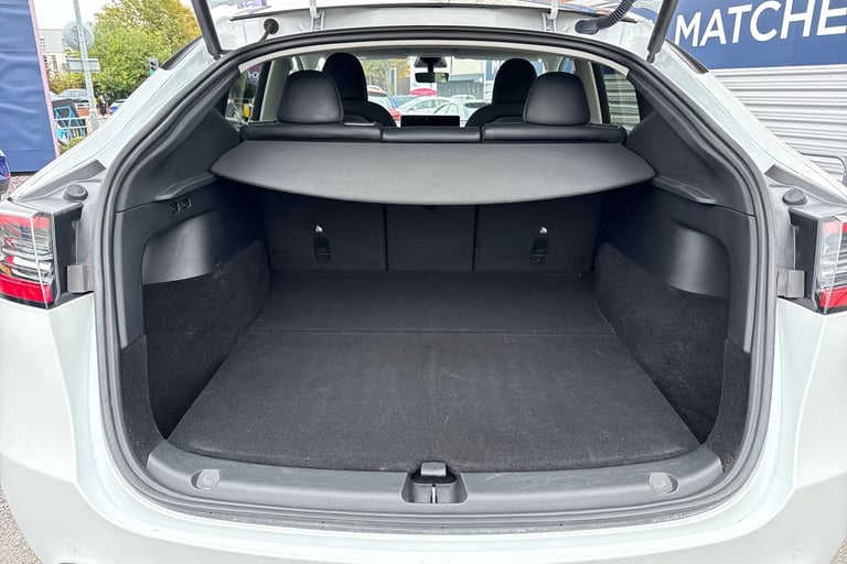 2022 Tesla Model Y Long Range AWD 5dr Auto MPV ELECTRIC Automatic