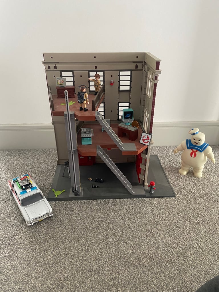 Playmobil 9219 Ghostbusters Fire Headquarters Playset
