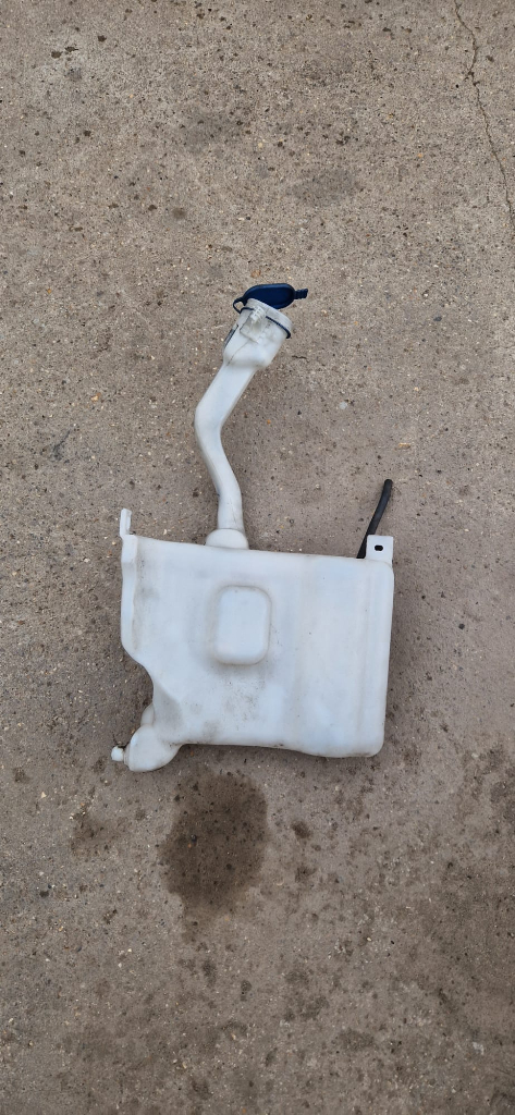 Mercedes Benz W203 CL203 CLC 08-11 Windscreen Washer Bottle A2038600060