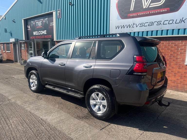 2022 Toyota Landcruiser 2.8D Active Auto 4WD LWB Euro 6 (s/s) 5dr PANEL VAN Diesel Automatic