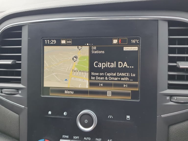 2017 Renault Megane 1.6 dCi Dynamique Nav 5dr Hatchback Diesel Manual