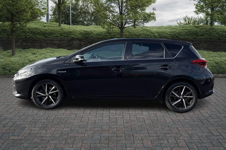 2018 Toyota Auris 1.8 Hybrid Design TSS 5dr CVT (Nav) Hatchback Hybrid Automatic