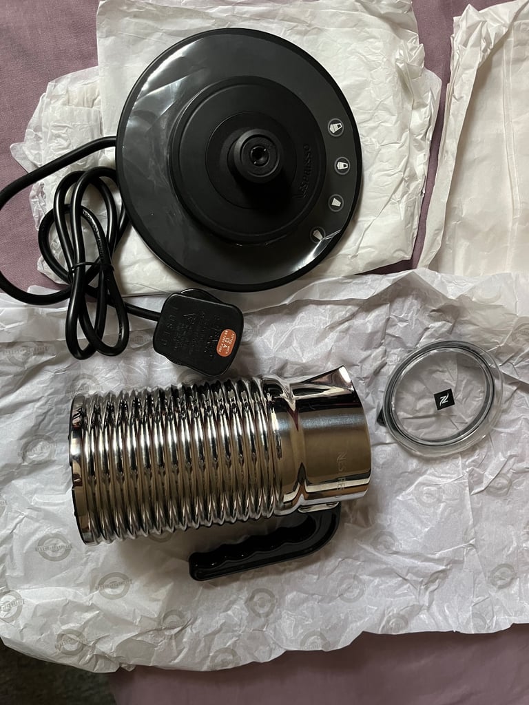 Nespresso Aeroccino 4 Milk Frother