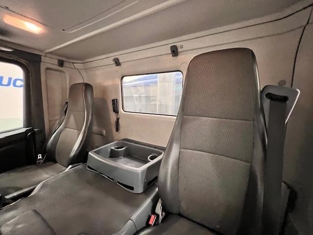 Scania P370 8x4 Day Cab Tipper Manual