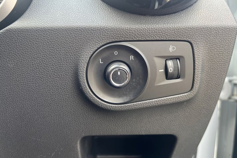 2020 20 MG MG ZS 1.5 VTI-TECH EXCLUSIVE SUV 5DR PETROL MANUAL EURO 6 (S/S) (106 