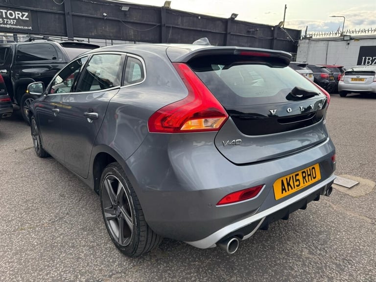 2015 Volvo V40 2.0 D4 R-Design Euro 6 (s/s) 5dr Hatchback Diesel Manual
