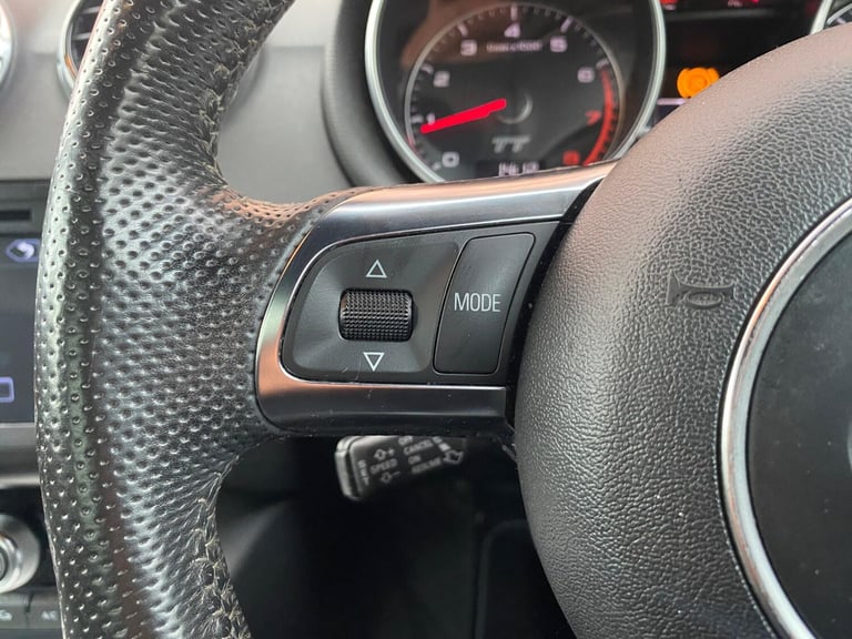 2013 Audi TT 1.8 TFSI S line S Tronic Euro 5 3dr COUPE Petrol Automatic