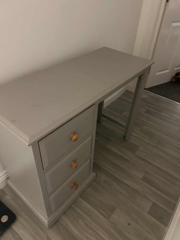 image for Grey desk