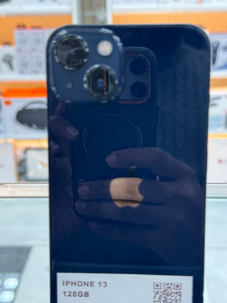 iPhone 13 128GB Midnight Blue Colour With Warranty 