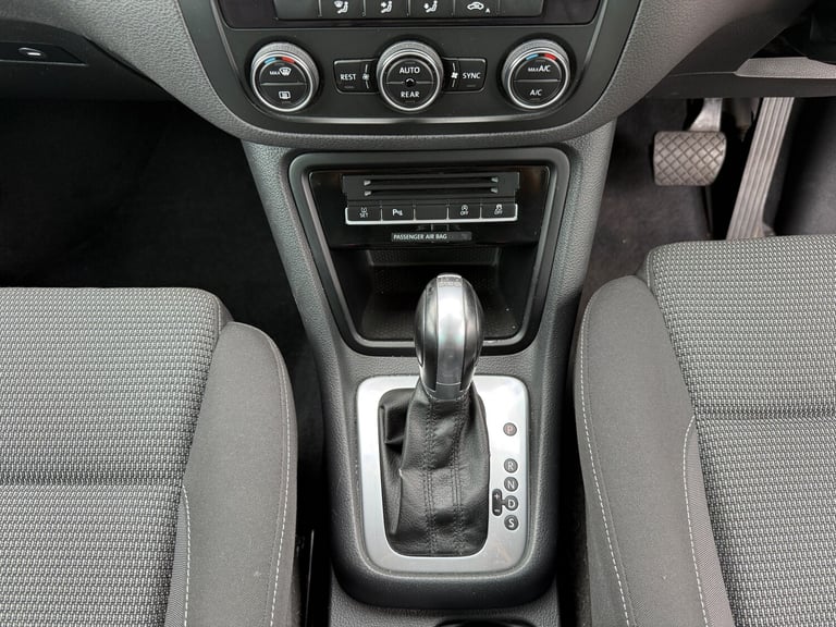 2015 Volkswagen Sharan 2.0 TDI BlueMotion Tech SE MPV 5dr Diesel DSG Euro 6