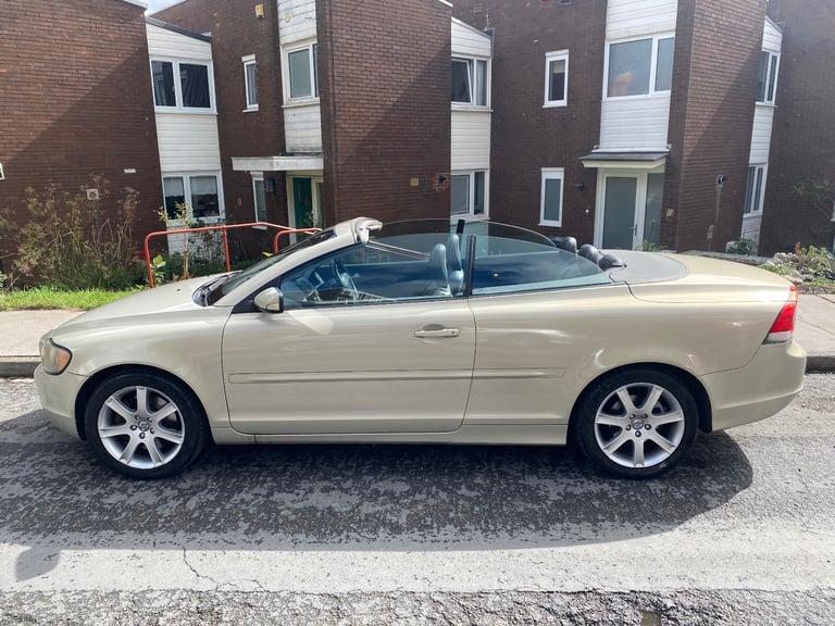 Volvo, C70, Convertible, 2006, Manual, 2435 (cc), 2 doors