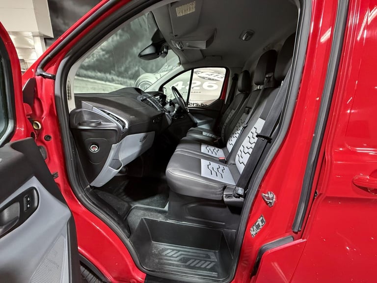 2014 Ford Transit Custom 2.2 TDCi 290 Sport L1 H1 5dr PANEL VAN Diesel Manual
