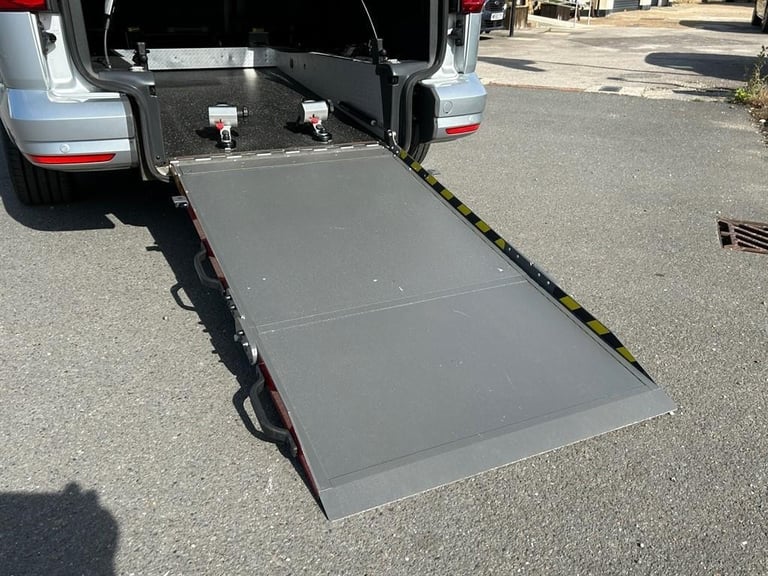 Volkswagen Caddy Maxi C20 Life 2020 Automatic Disabled WAV Only 19K Miles