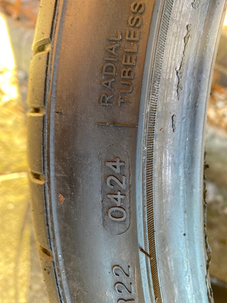 275/30/19 Rotalla RU01 Tyre 7 mil as new