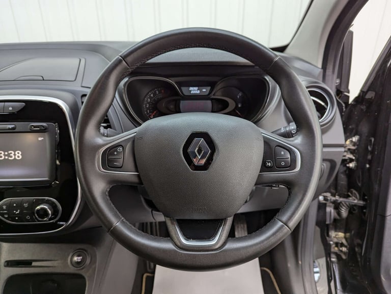 2018 Renault Captur 0.9 Captur Iconic TCe 5dr SUV Petrol Manual