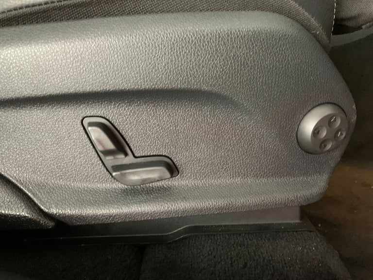 2022 Mercedes-Benz EQC EQC 400 300kW AMG Line Premium 80kWh 5dr Auto ESTATE ELECTRIC Automatic