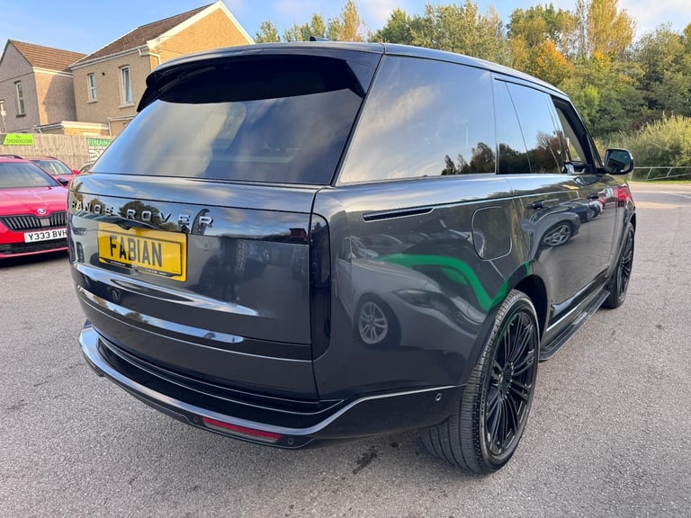 2022 Land Rover Range Rover Vogue D350 +VAT  *Mega Spec - Soft Close Doors*