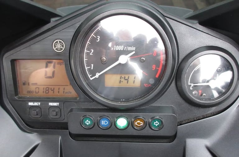 Yamaha, TDM, 2005, 897 (cc)