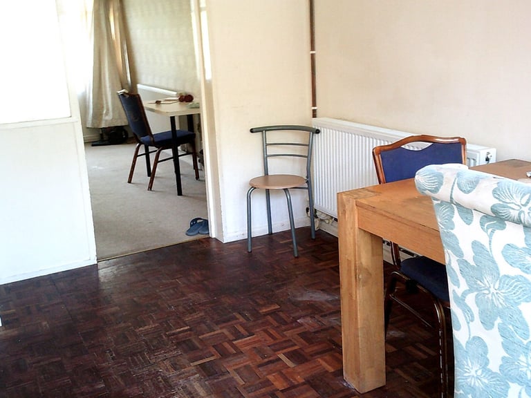 3 bedroom house to let in Bartly Green  b32