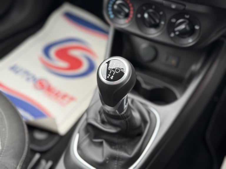 VAUXHALL CORSA 1.2 i Limited Edition 2015