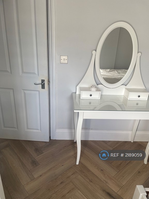1 bedroom in Kelvin Close, Cambridge, CB1 (#2189059)