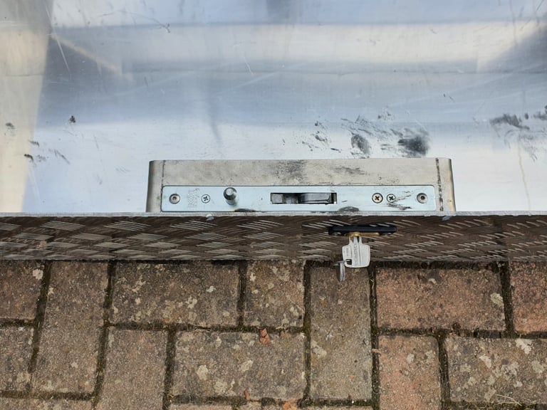 Storage BOX Trunk Alu, Van, Camper Truck ,4x4, Lorry Bristol-BS4 Price £279