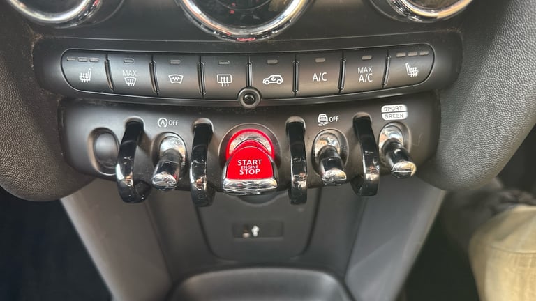 2018 Mini Convertible 1.5 Cooper II 2dr Manual with Chili Pack  Dual Cli