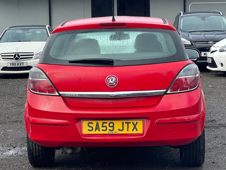 * 59 2010 VAUXHALL ASTRA 1.4L 5 DOOR + LONG MOT + IDEAL FIRST CAR + HPI CLEAR * 