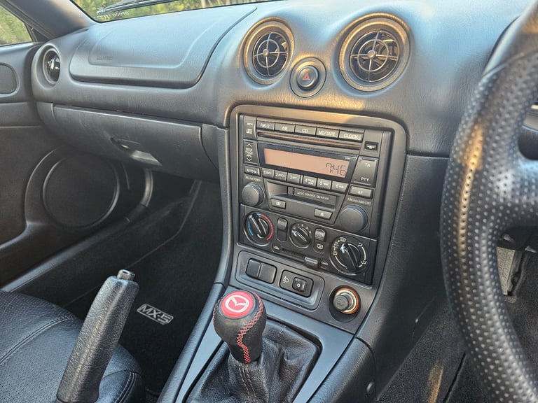 ★MAZDA MX-5 1.8-vvt ★50,000 MILES! STUNNING EXAMPLE! RARE CRYSTAL BLUE COLOUR MX5 ROADSTER 146BHP 