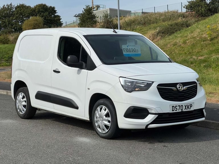 2020 Vauxhall Combo 1.5 Combo 2300 Sportive S/S Panel Van Diesel Manual