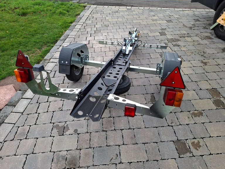 Collapsable motorcycle trailer