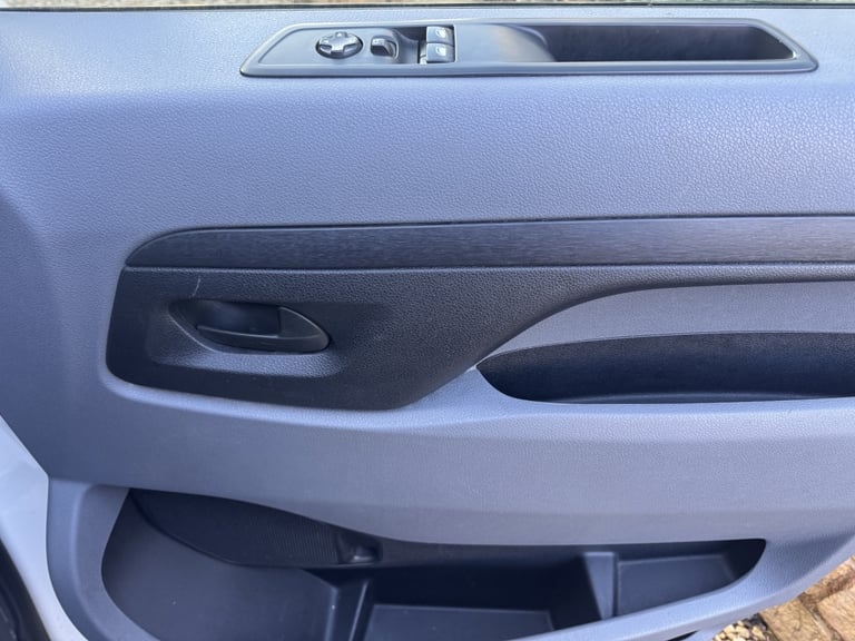 2022 Vauxhall Vivaro 1.5 L1H1 F2700 DYNAMIC S/S Manual Panel Van Diesel Manual