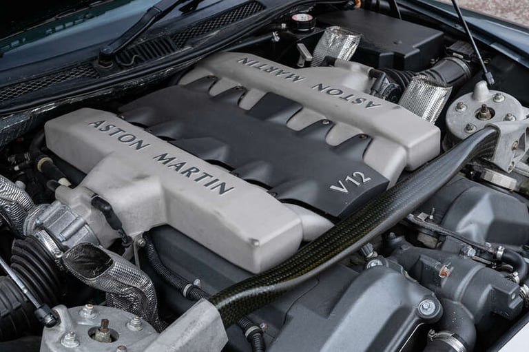 2002 Aston Martin Vanquish 2 + 2 COUPE PETROL Automatic